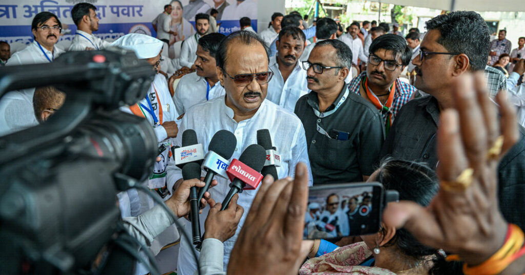 Veteran Indian Politician Among 5 Killed in Plane Crash