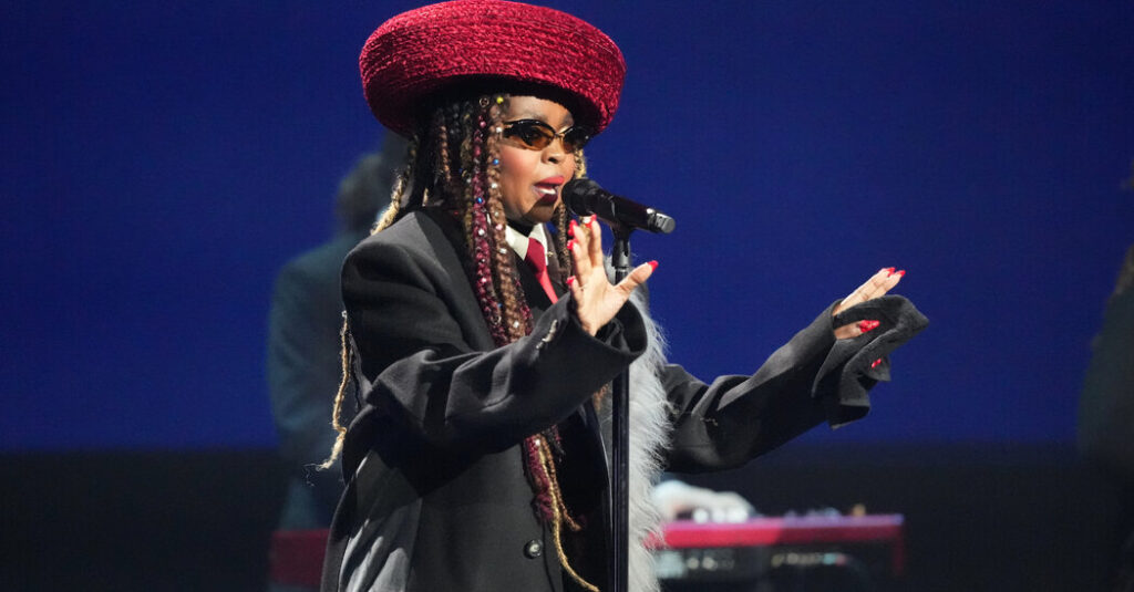Lauryn Hill Will Lead Grammy Tribute to Roberta Flack and D’Angelo