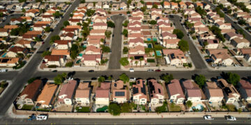 How the Fed’s Rate Decisions Affect Your Wallet