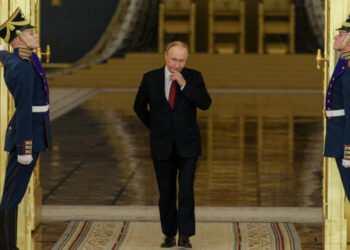 Putin, Still Harboring Assad, Welcomes New Syrian Leader to Moscow Again