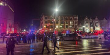 Driver Rams Car Into Headquarters of Chabad Hasidic Movement