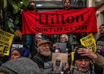Dante de Blasio Was Among Those Arrested at Hilton Protest Against ICE