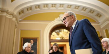 Trump and Schumer Move Toward Possible Deal to Avert a Shutdown