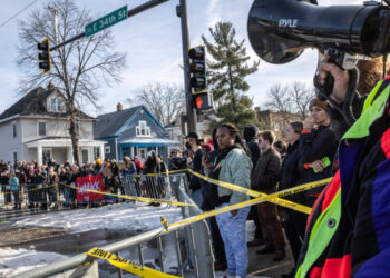 ‘No Win’ for Minneapolis Police Caught Between Trump and City Residents
