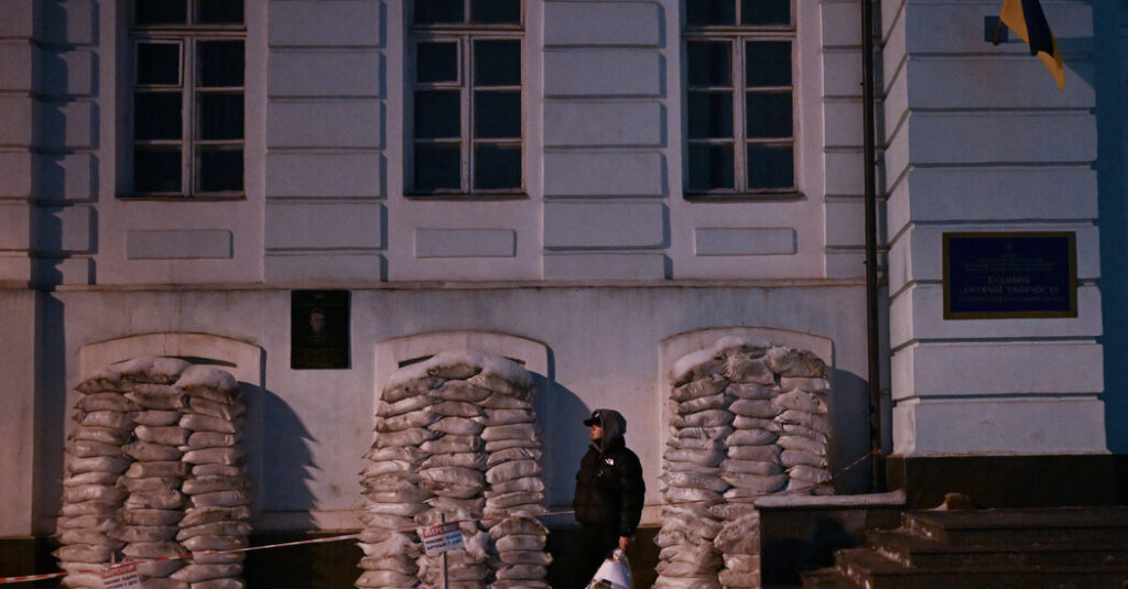 Trump Says Putin Agreed to a Weeklong Pause in Attacks Amid Extreme Cold