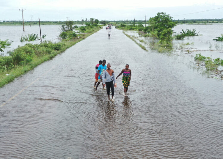 Devastating Floods Displace Hundreds of Thousands in Southern Africa