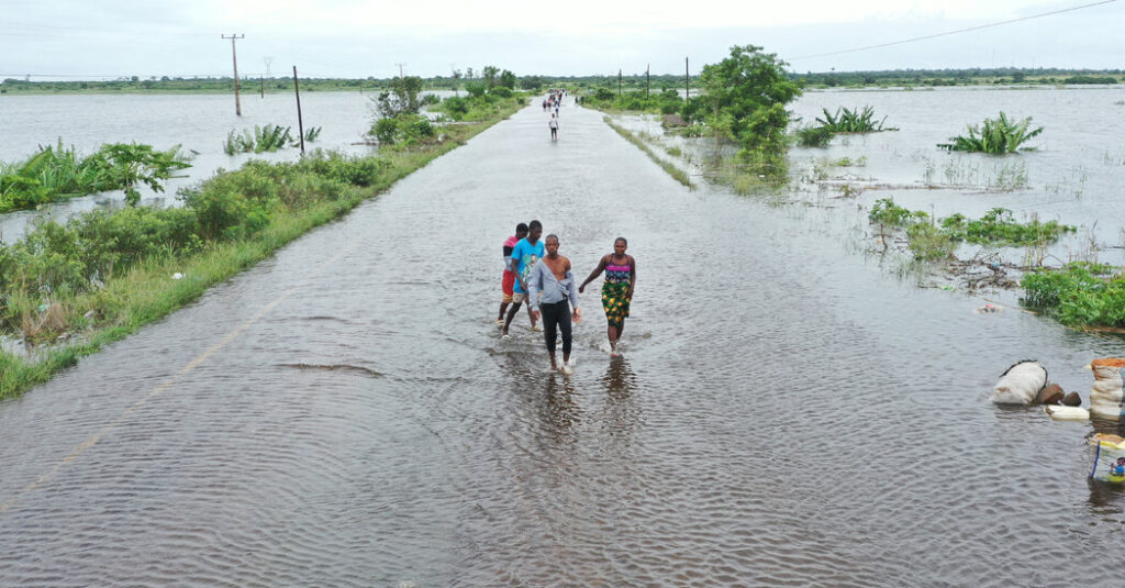 Devastating Floods Displace Hundreds of Thousands in Southern Africa