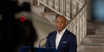 Adams’s Parting Gift of 19 Vetoes Is Being Returned, With 17 Overrides