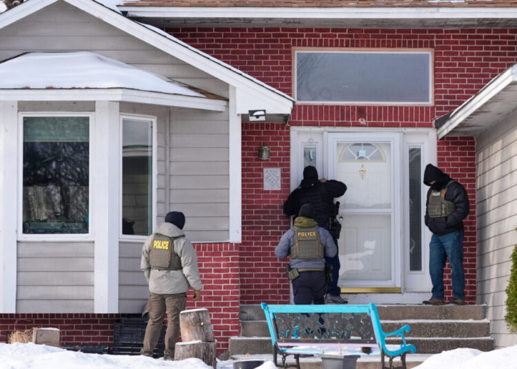 Justice Dept. seeks prosecutors for Minnesota surge, prepares charges