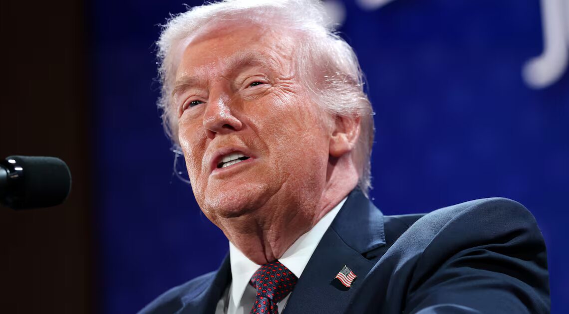 Trump’s Tariff Boasts Blown Up as Trade Deficit Balloons