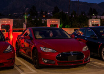 Tesla’s Model S, Soon to Be History, Changed the Auto Industry