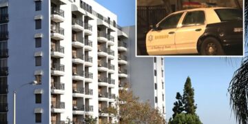 Bloodied man found outside ritzy Hollywood hotel on New Year’s Day dies, cops probe cause