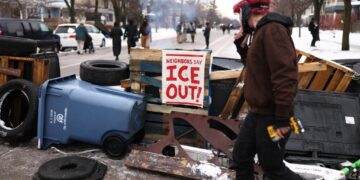 In Photos: One Week Since the Shooting of Renee Nicole Good in Minneapolis