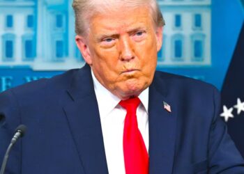 Republicans Break Ranks as Trump Hit With Furious Backlash to Deadly Shooting