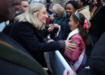 Abigail Spanberger sworn in as Virginia’s first female governor
