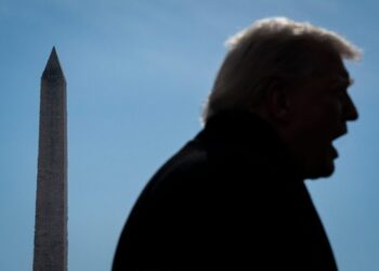 Trump struggling to find a winning message for a bipolar economy