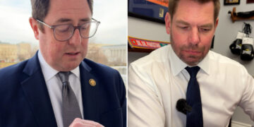 Two congressmen watched an ICE shooting video. Only one is sure of what he saw.