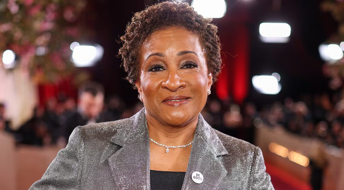 Trump Goon Triggered by Anti-ICE Stars on Golden Globes Red Carpet