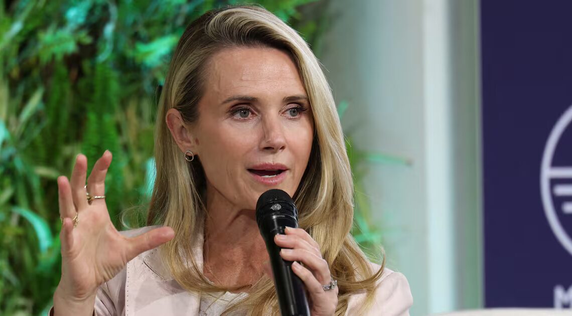 Newsom’s Hollywood Wife Slams Trump After Second Federal Agent Shooting