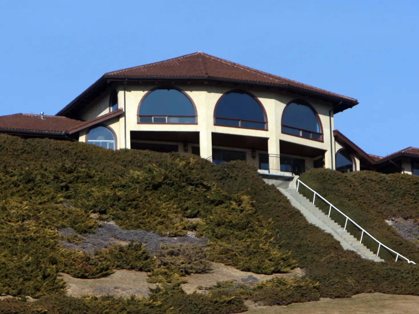 the former home of billionaire J.R. Simplot that he donated in 2004 to be used as a governor's mansion in Boise, Idaho.