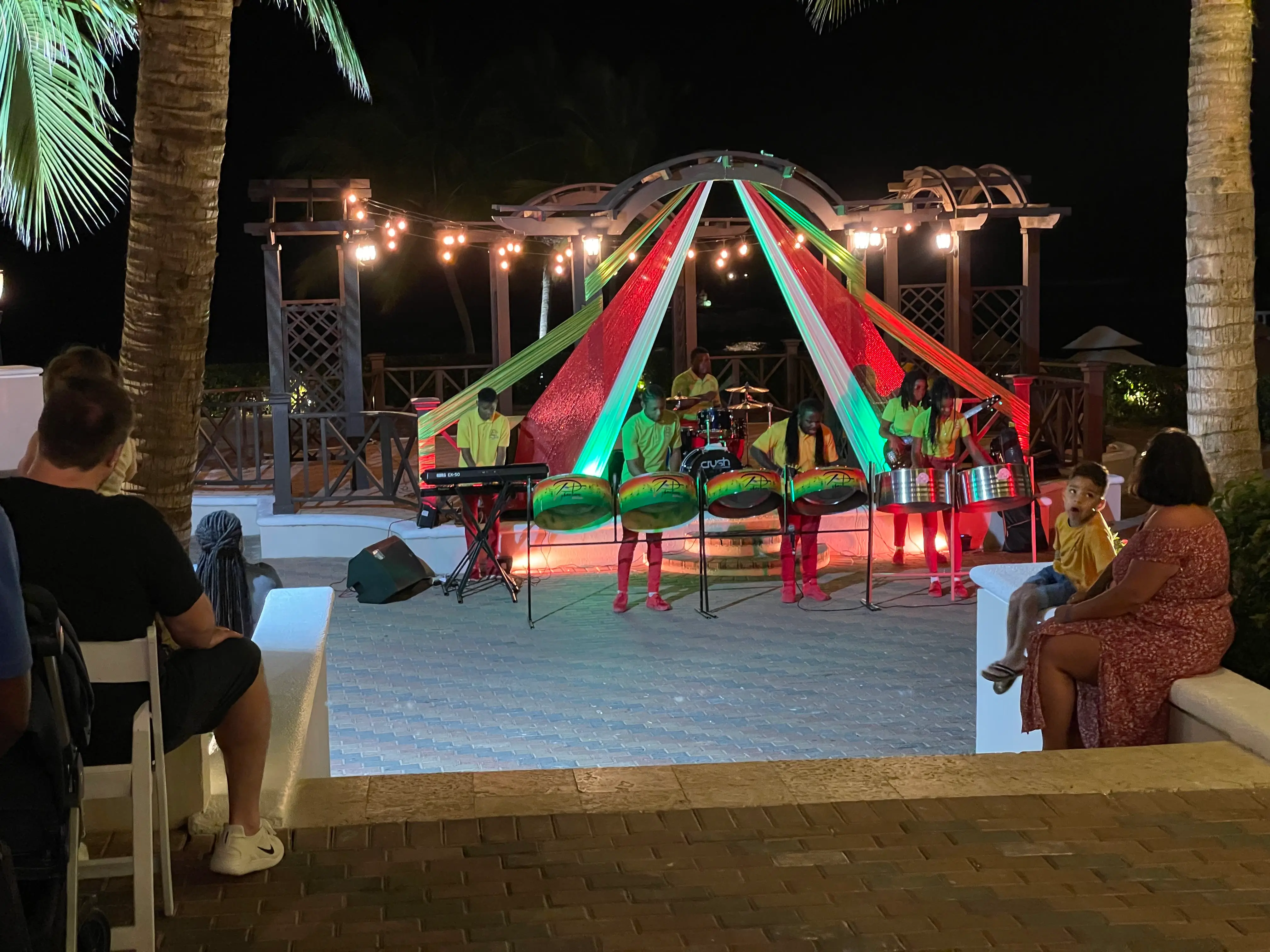 live entertainment at all-inclusive resort in jamaica, Jewel Grande