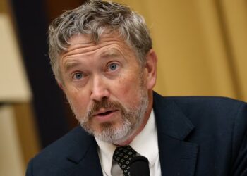 Republican Warns Trump Officials of Prosecution Over Epstein Files