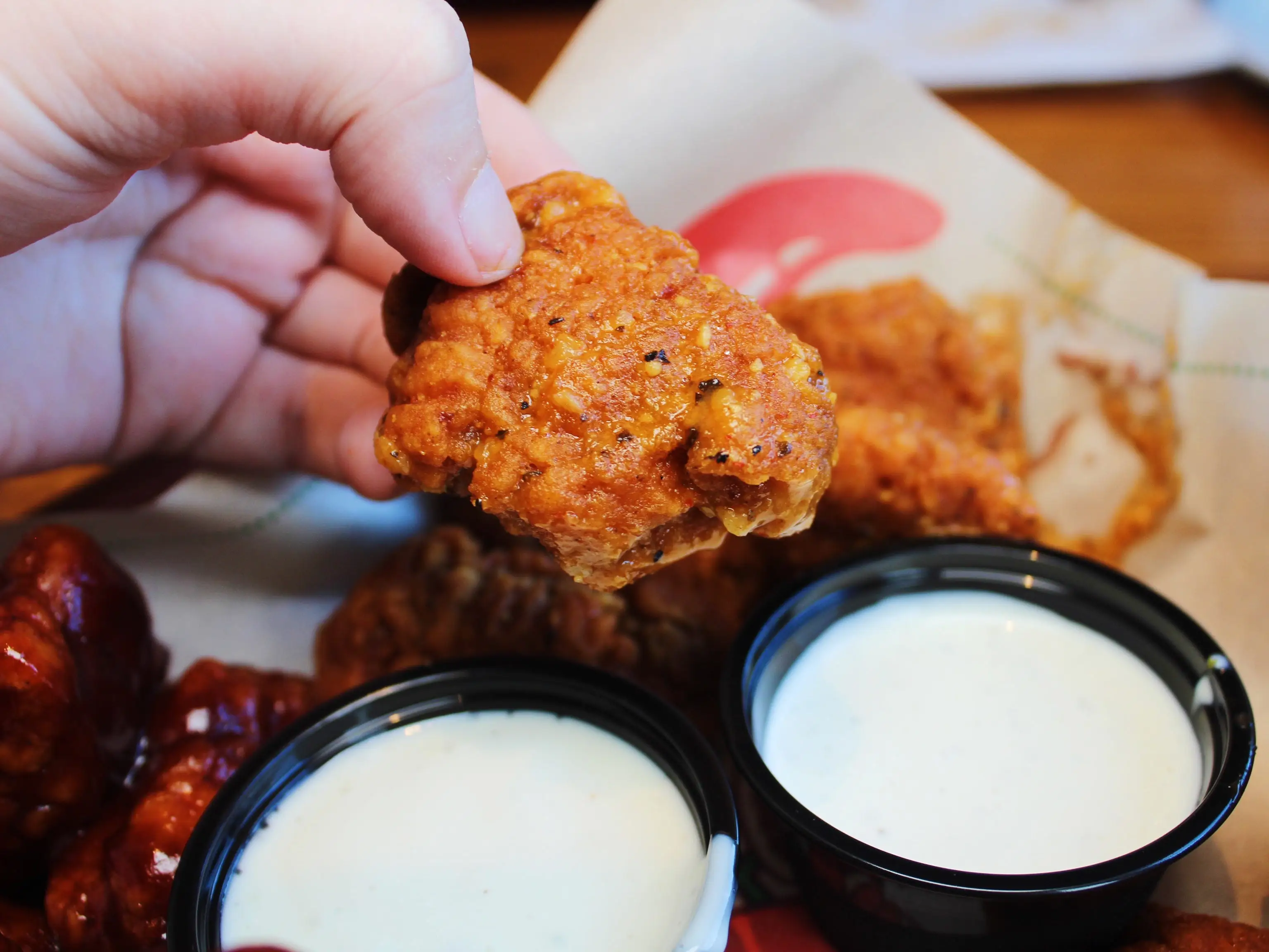 chilis grill and bar garlic parmesan boneless wing