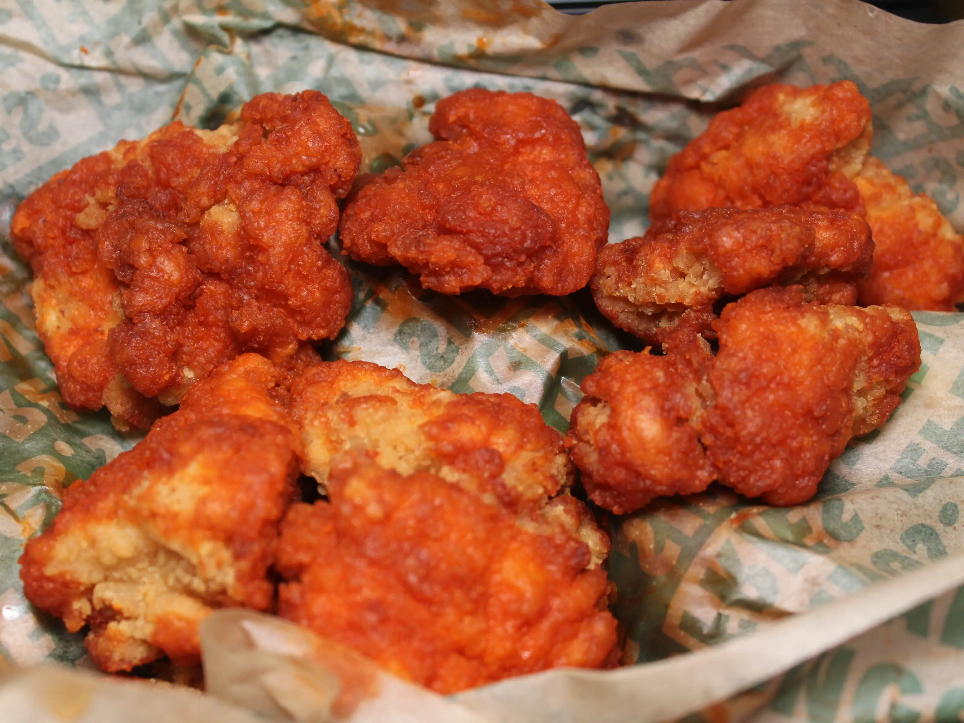 wingstop buffalo boneless wings