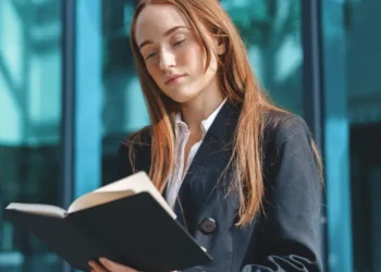 35 books Wall Street investors, dealmakers, and traders say helped them succeed