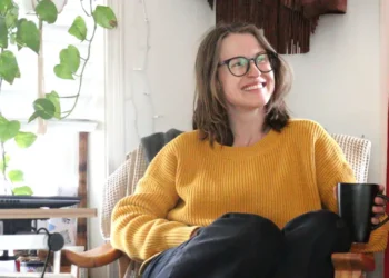 I’ve spent 5 years living in a tiny home and 2 years in a camper van. Here’s how they compare &mdash; and which is my favorite.