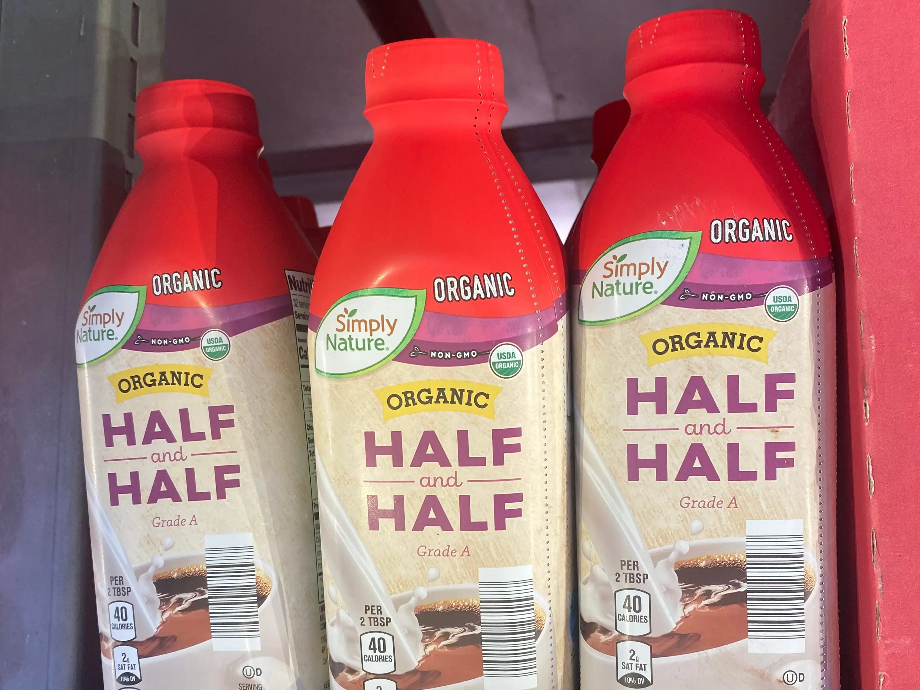 Bottles of Simply Nature organic half and half.