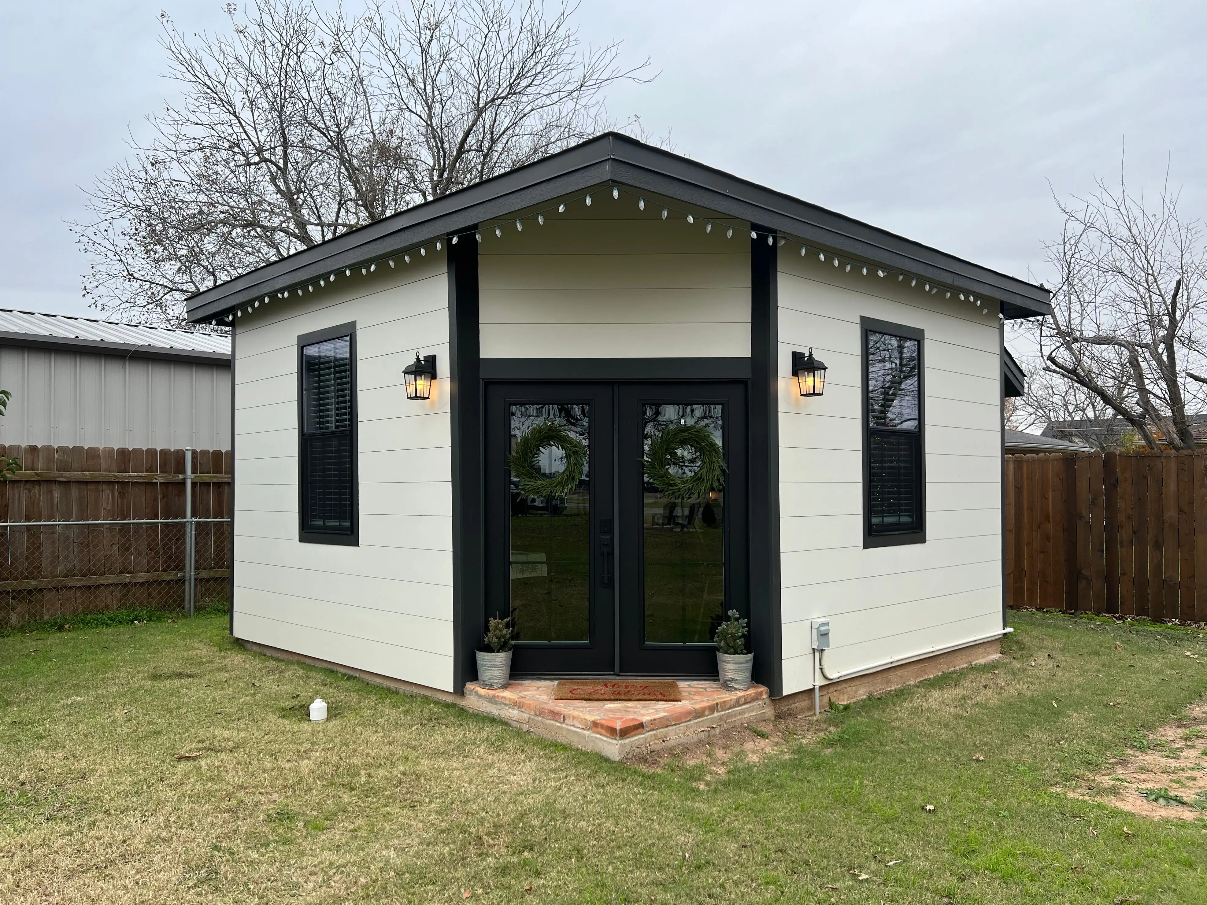 The exterior of Stephen Hutyra's backyard pub.