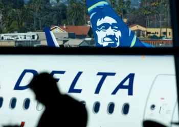 RANKED: The airlines least likely to delay or cancel your flight