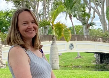 I moved 3 hours away from where I grew up in Miami. After 15 years, I still love living within driving distance of home.