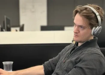 I’m a Google engineer who thought I wasn’t qualified for an AI role. One thing helped me transform my career.