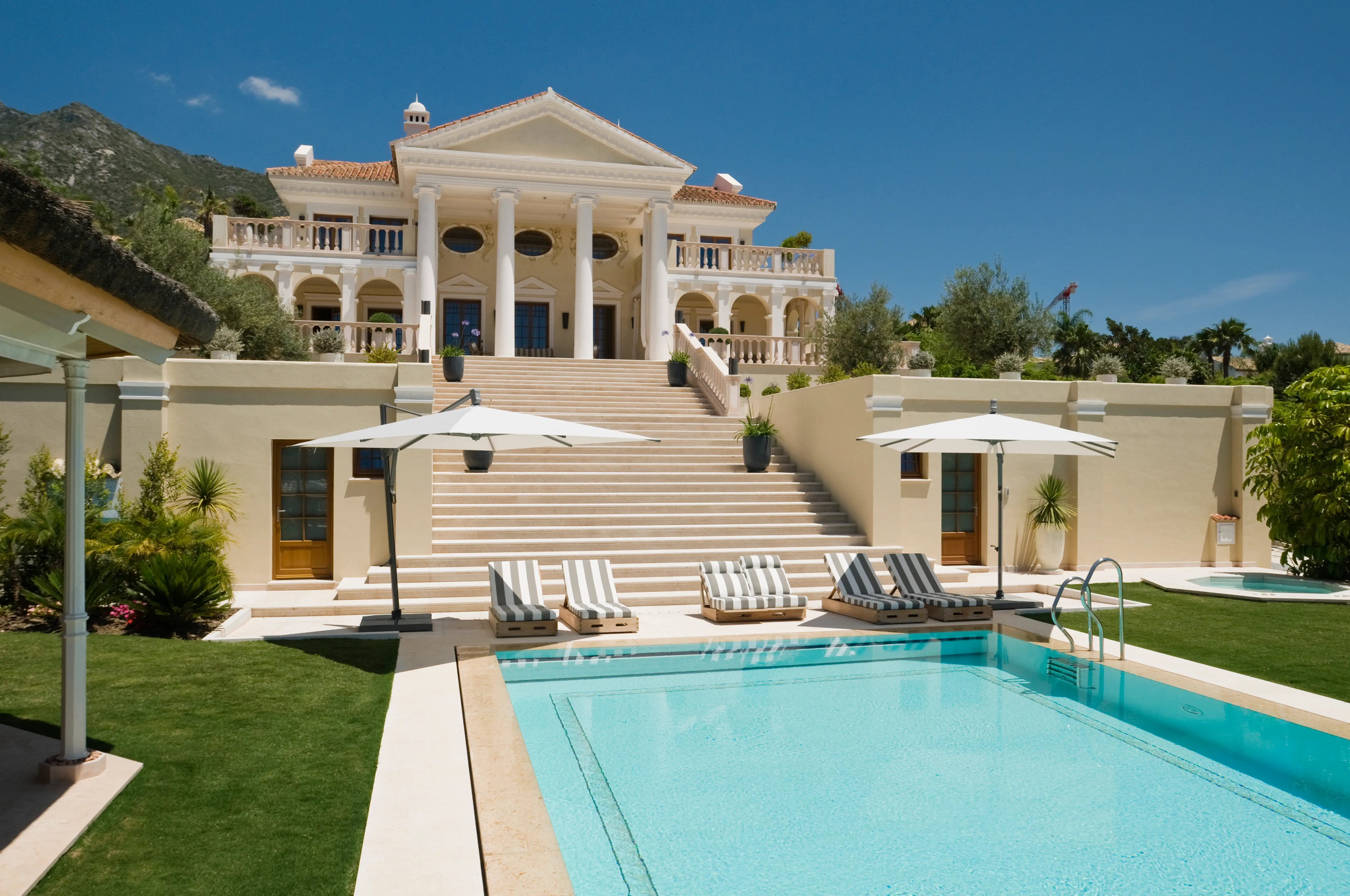 Villa with a pool