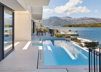 For the ultrawealthy, privacy is the ultimate travel status symbol