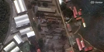 Satellite images taken before and after US strikes show damage at a key Venezuelan military site