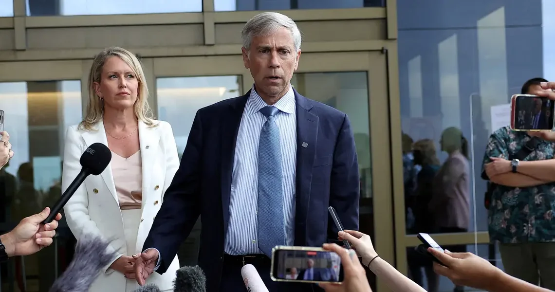 Meet Barry Pollack, Nicolás Maduro’s lawyer who also represented Julian Assange