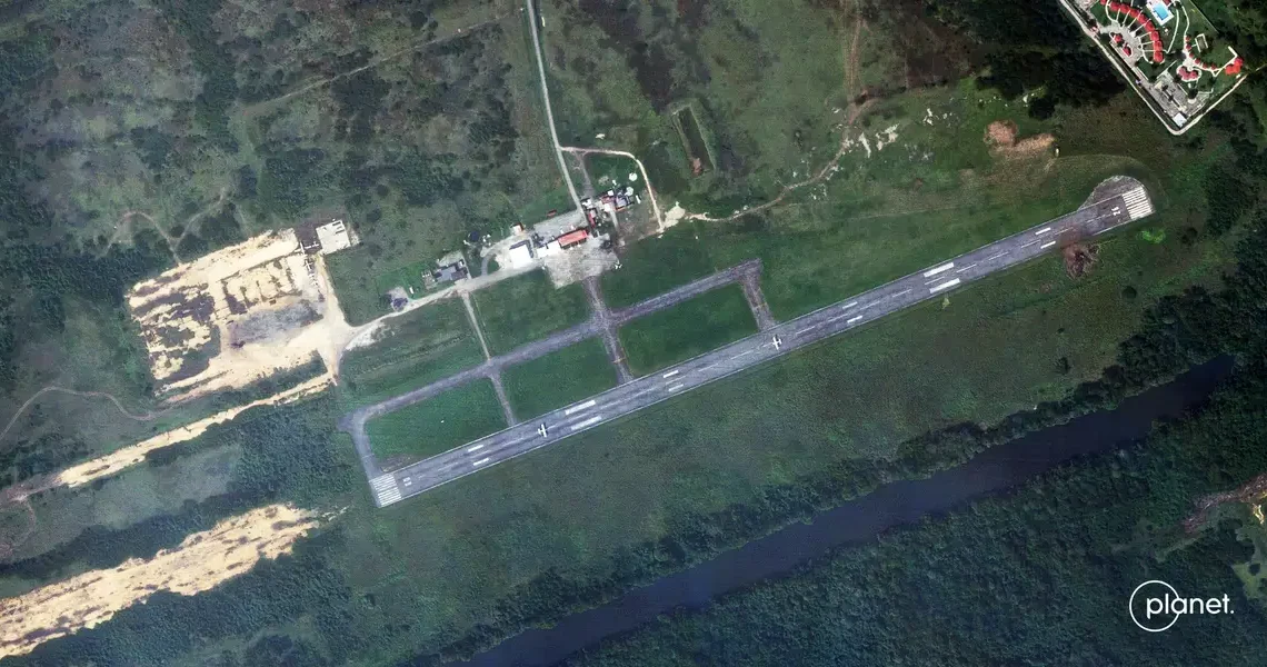 Satellite image taken after US strikes in Venezuela shows damage beyond a key military base. There are scars at an airport too.