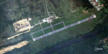 Satellite image taken after US strikes in Venezuela shows damage beyond a key military base. There are scars at an airport too.