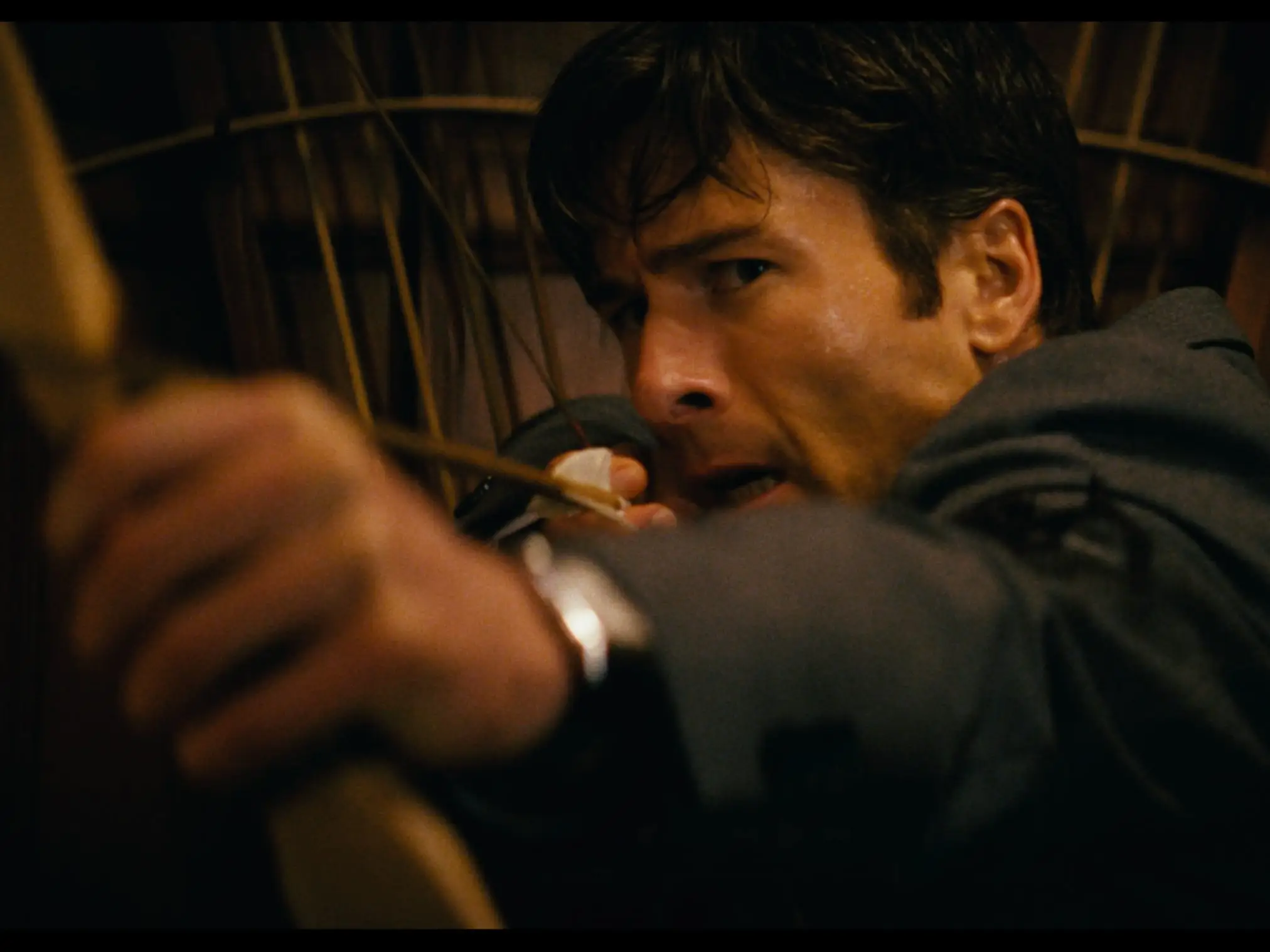 glen powell in how to make a killing