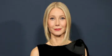 Gwyneth Paltrow explains how she used to struggle when working with men