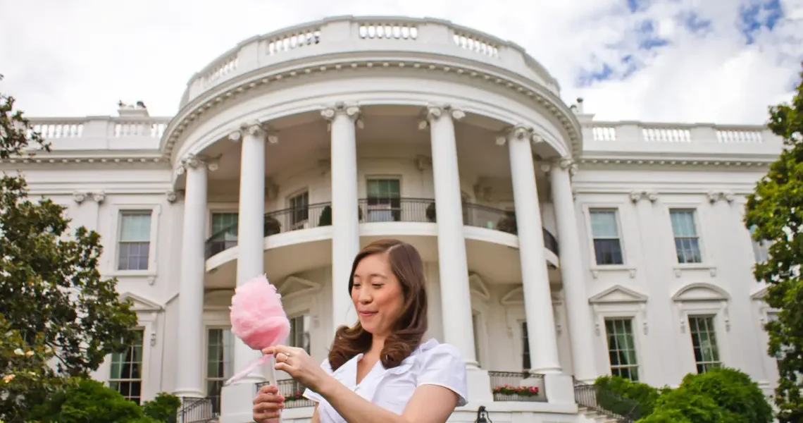 I’m a federal attorney. I’ve leveraged my White House experience into a side hustle that makes $70,000 annually.