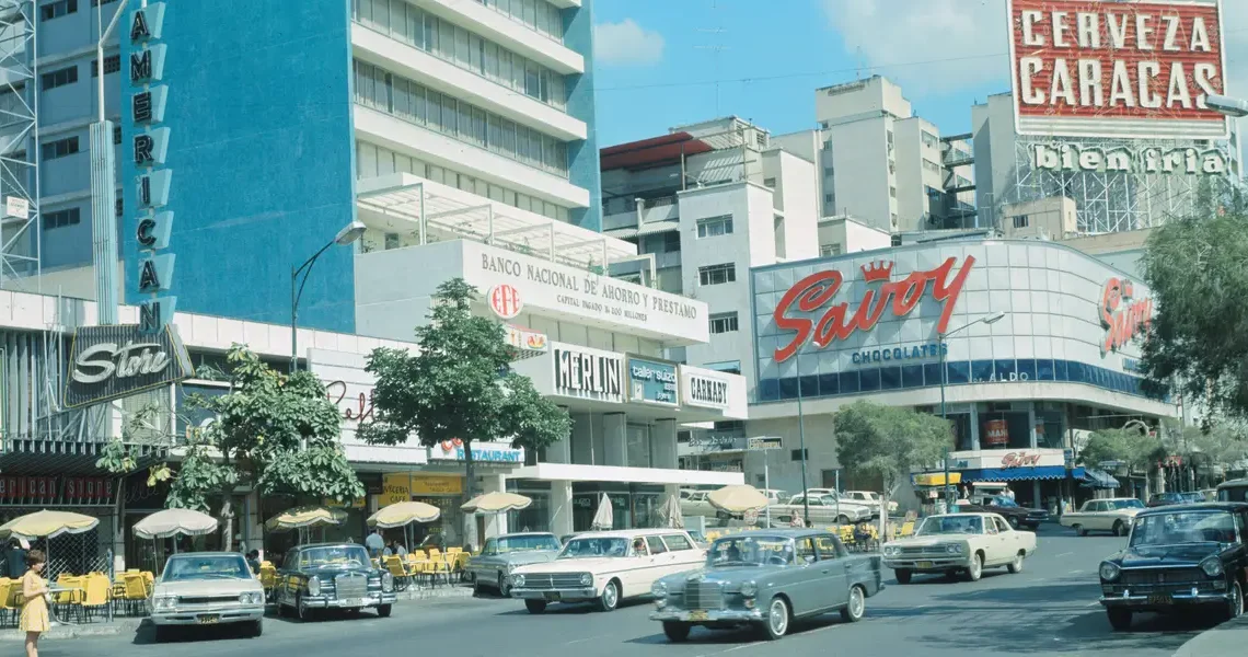 Vintage photos show Venezuela before its economic collapse, when oil wealth made it one of the world’s richest nations