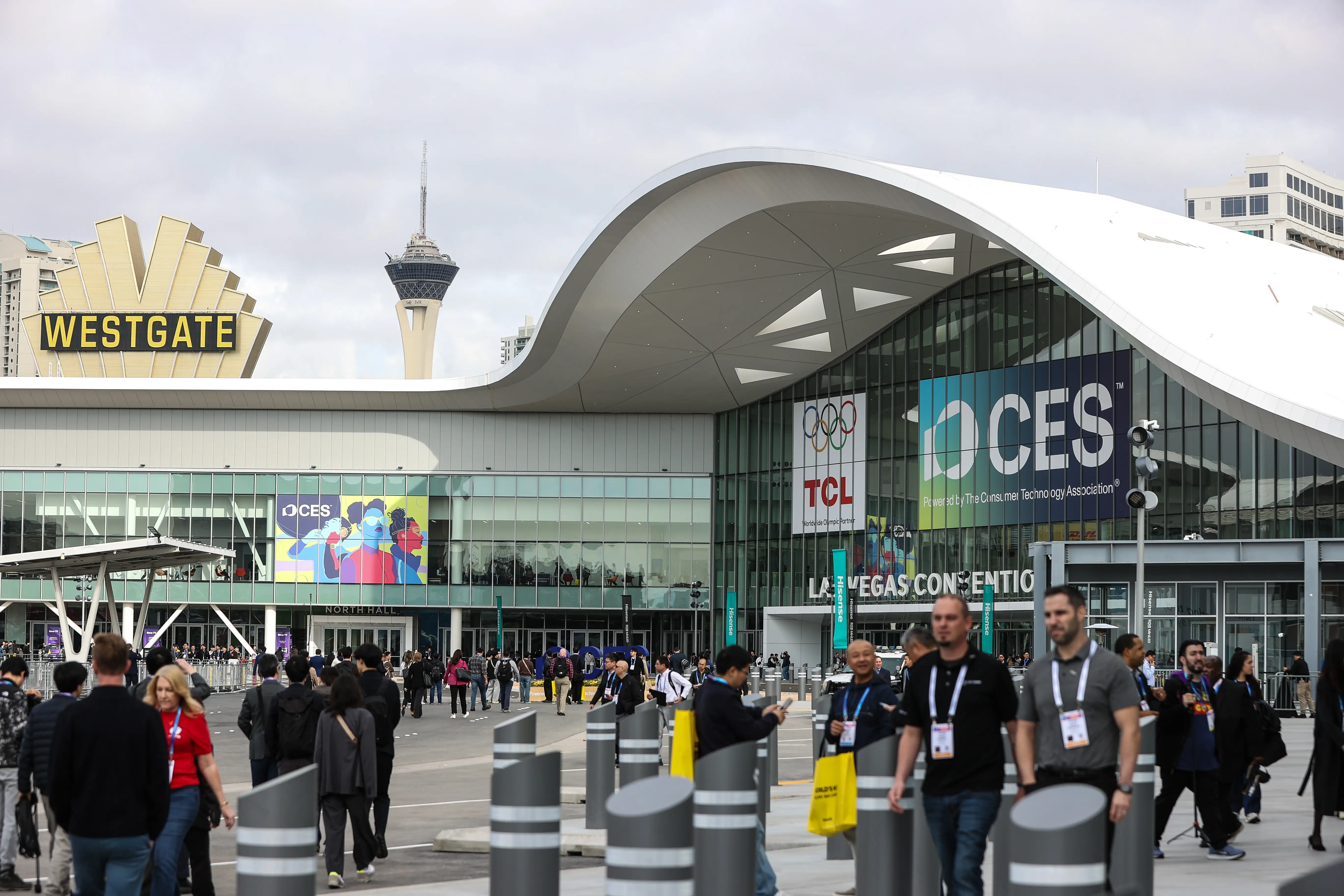 January 6, 2026: Attendees walk around during the first day of the Consumer Electronics Show (CES 2026) event taking place at the Las Vegas Convention Center on January 6, 2026 in Las Vegas, NV. Christopher Trim/CSM. (Credit Image: ? Christopher Trim/CSM via ZUMA Press Wire)