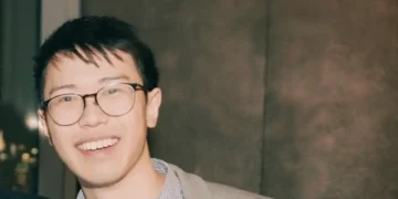 A gap year program is lining up six-figure startup salaries for teens