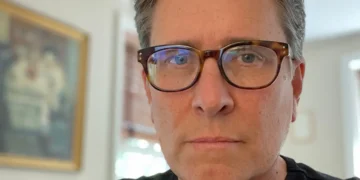 AI isn’t making us smarter &mdash; it’s training us to think backward, an innovation theorist says