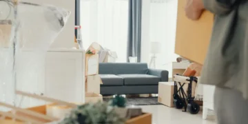 I moved in with my girlfriend in London after only a few months of dating. I was terrified.