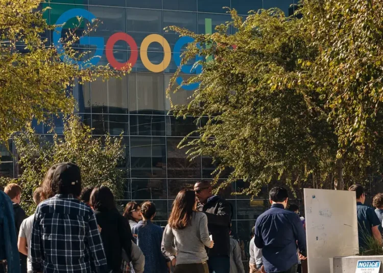 4 Googlers share how they reinvented their careers and pivoted to AI